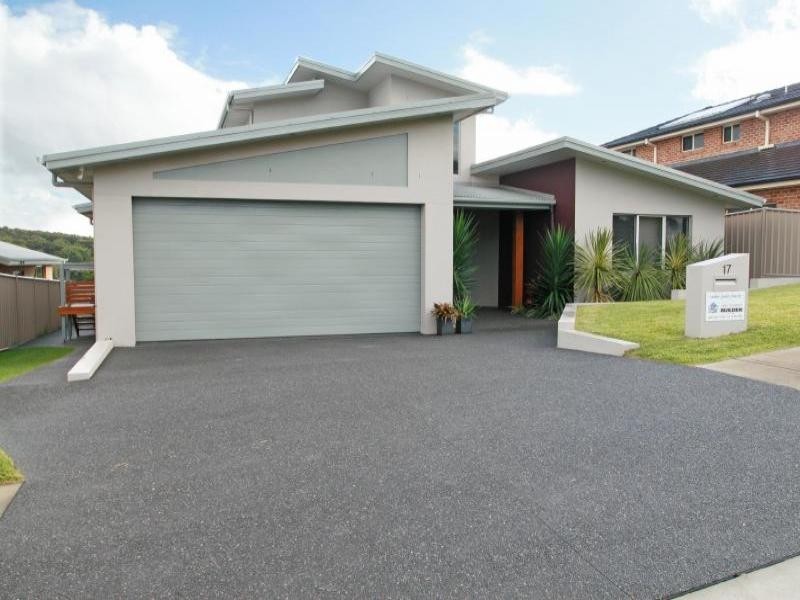 17 Isabella Parade, Forster NSW 2428