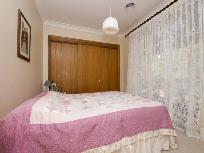 4 Gunsynd Close, Tuncurry NSW 2428