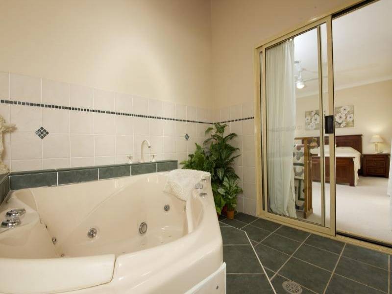 4 Gunsynd Close, Tuncurry NSW 2428