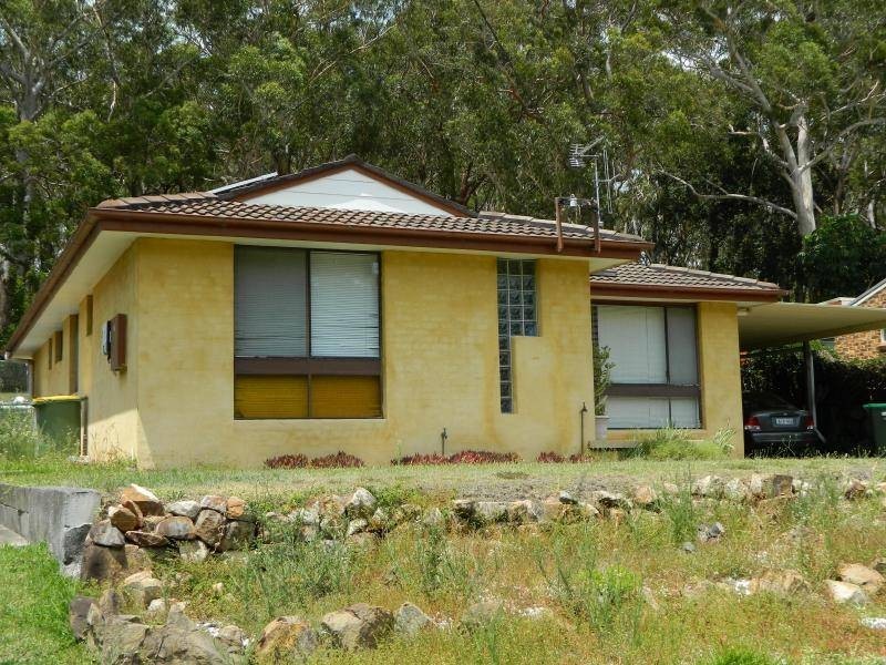 155 Greenpoint Drive, Green Point NSW 2428