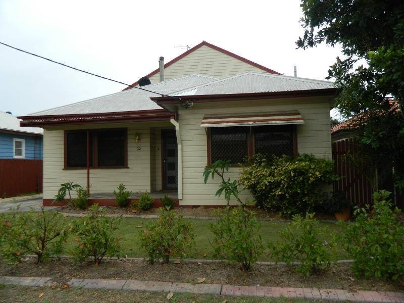 52 MacIntosh Street, Forster NSW 2428