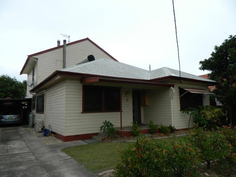 52 MacIntosh Street, Forster NSW 2428