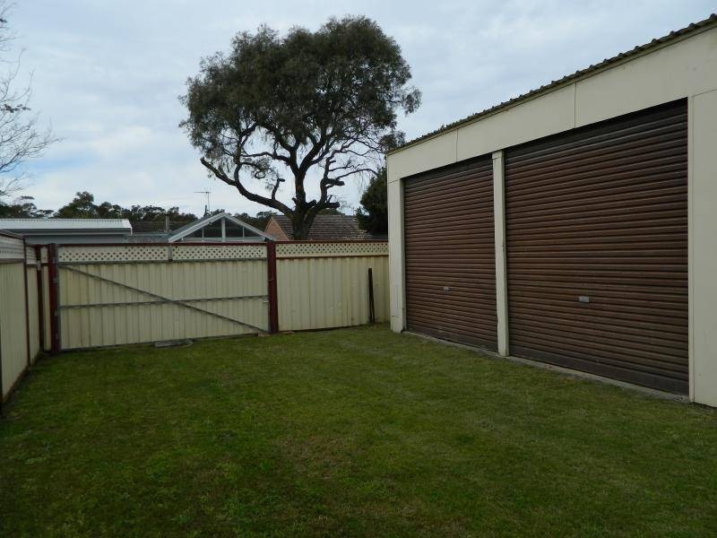 52 MacIntosh Street, Forster NSW 2428