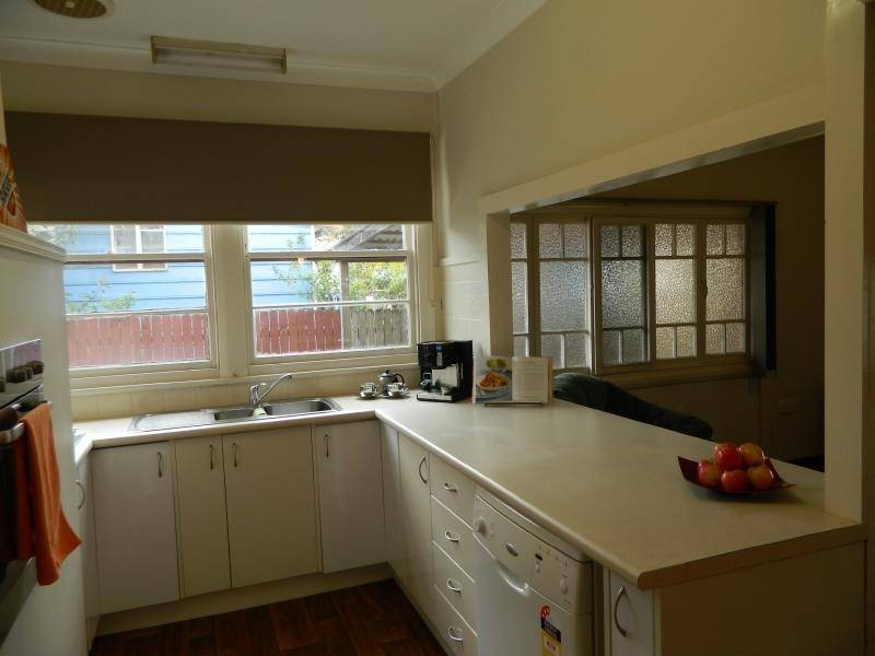 52 MacIntosh Street, Forster NSW 2428