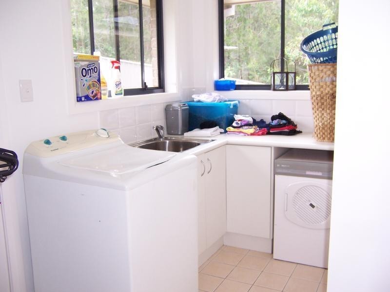 77 Seabreeze Parade, Green Point NSW 2428