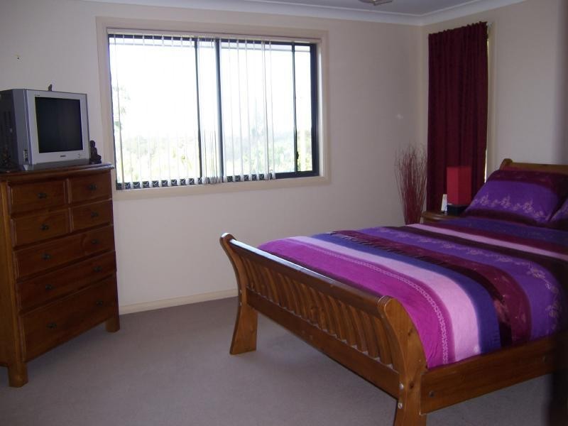 77 Seabreeze Parade, Green Point NSW 2428