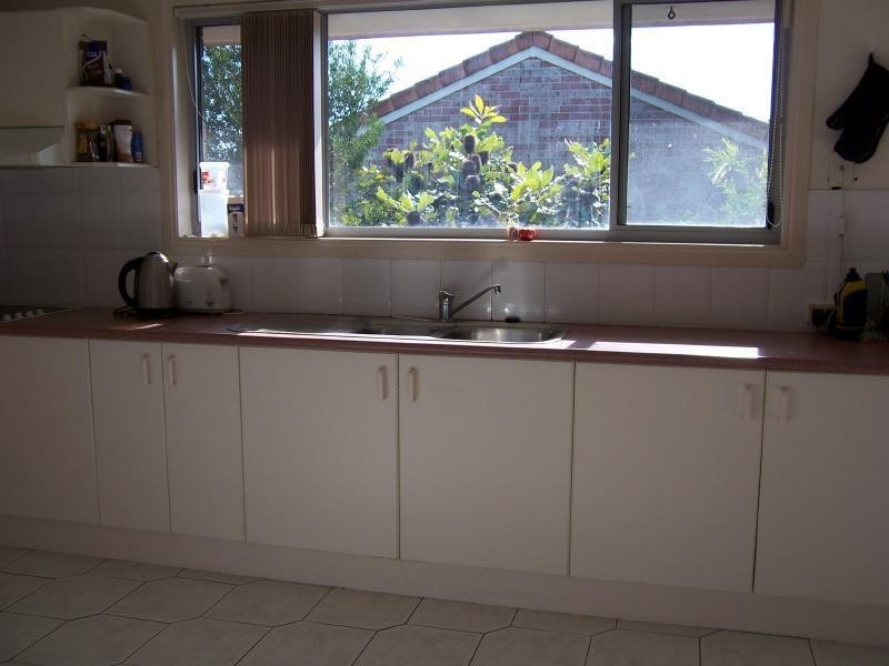 2/21 Burke Close, Forster NSW 2428