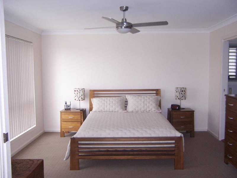 15 Colliton Parade, Forster NSW 2428