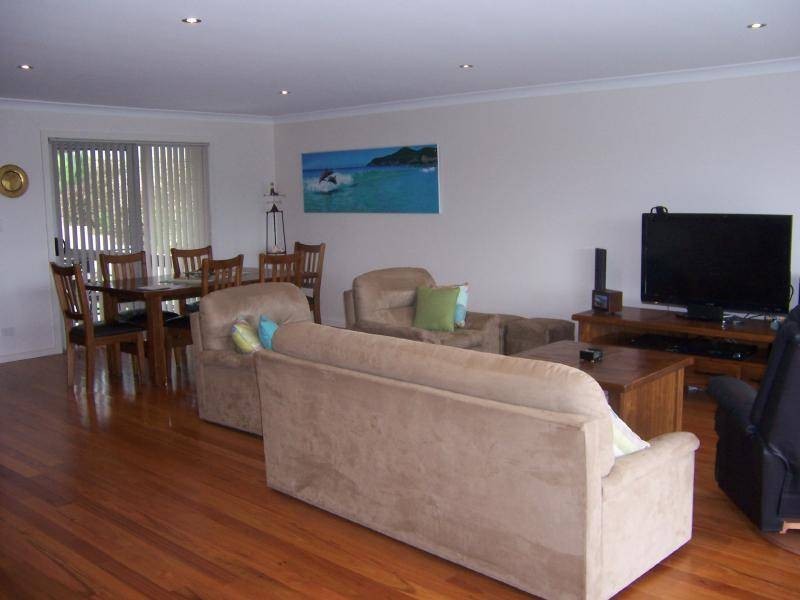 15 Colliton Parade, Forster NSW 2428
