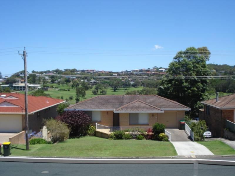 15 Colliton Parade, Forster NSW 2428
