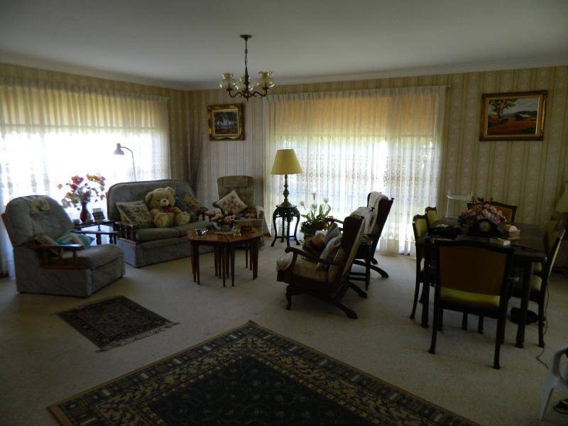 2 Sirius Key, Forster NSW 2428