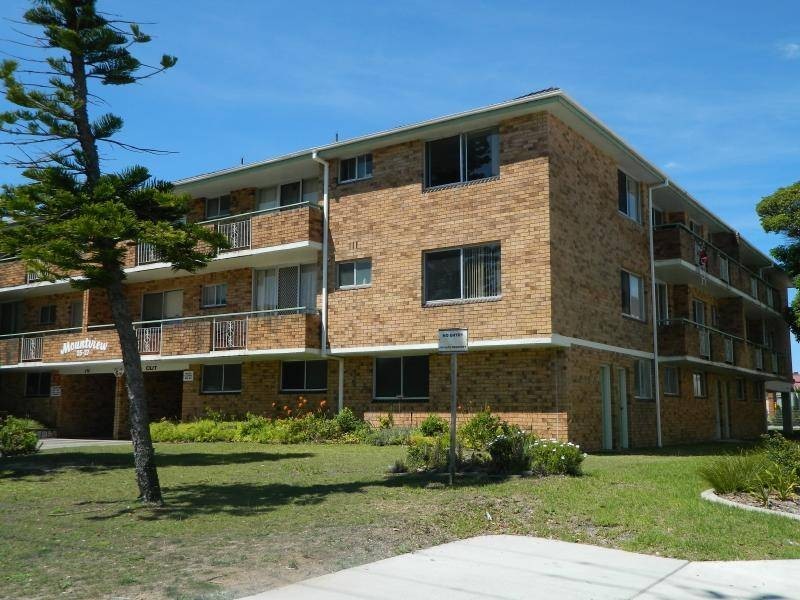 10/25-27 Peel Street, Tuncurry NSW 2428