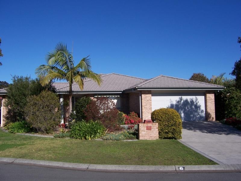 6 Areca Court, Forster NSW 2428