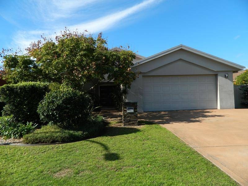 21 De Lore Crescent, Tuncurry NSW 2428