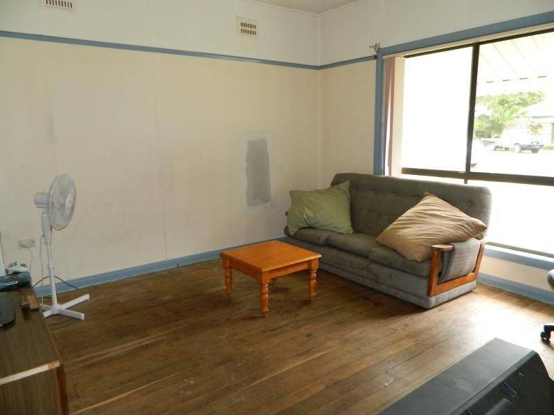 31 Cross Street, Forster NSW 2428