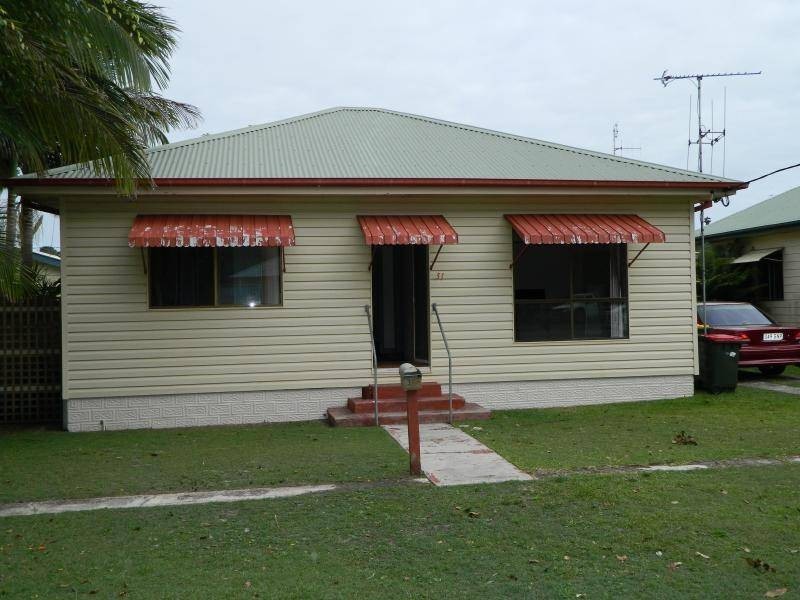 31 Cross Street, Forster NSW 2428