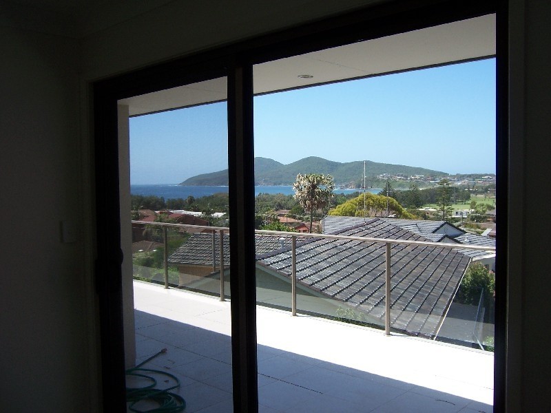 25 Lake Vista Crescent, Forster NSW 2428