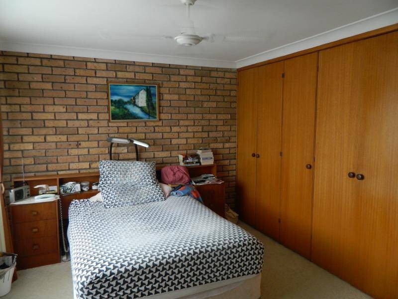 2/1 Pineview Close, Tuncurry NSW 2428