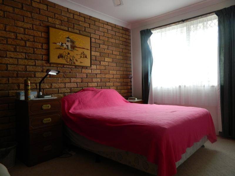 2/1 Pineview Close, Tuncurry NSW 2428