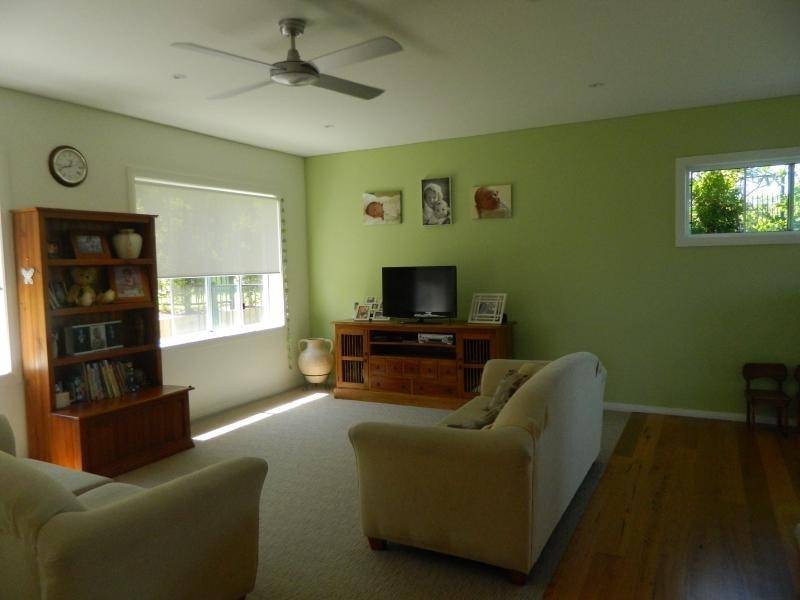 1 Lorikeet Way, Hallidays Point NSW 2430