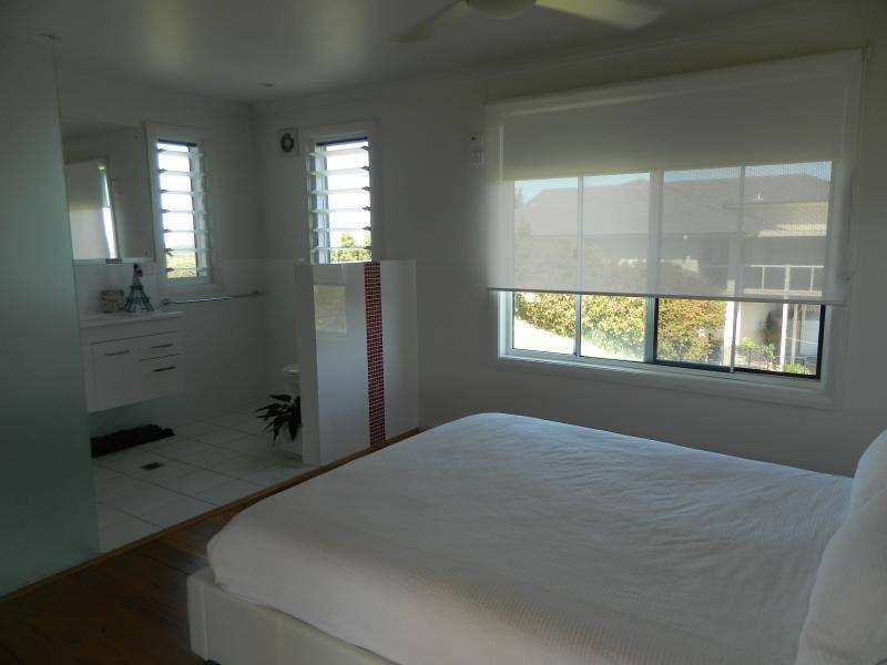 1 Lorikeet Way, Hallidays Point NSW 2430