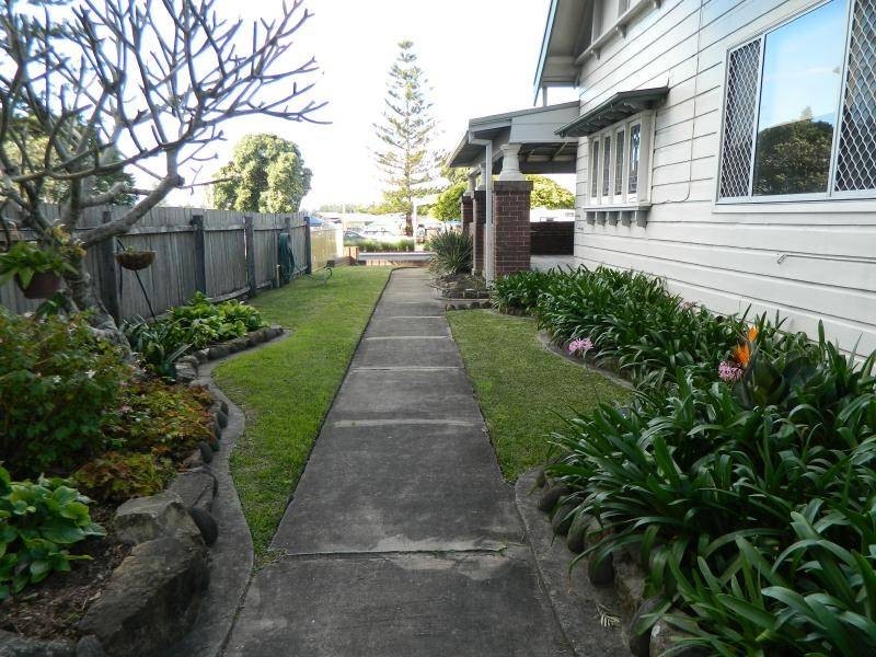 16 Manning Street, Tuncurry NSW 2428