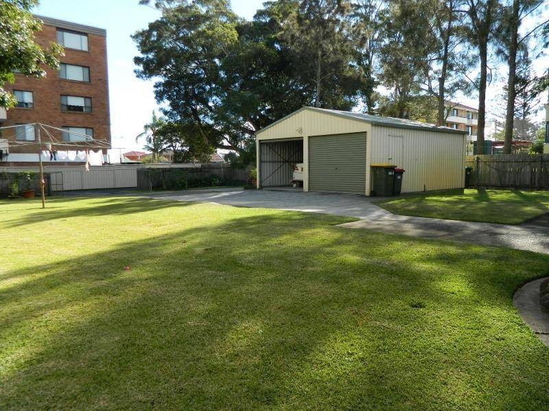 16 Manning Street, Tuncurry NSW 2428