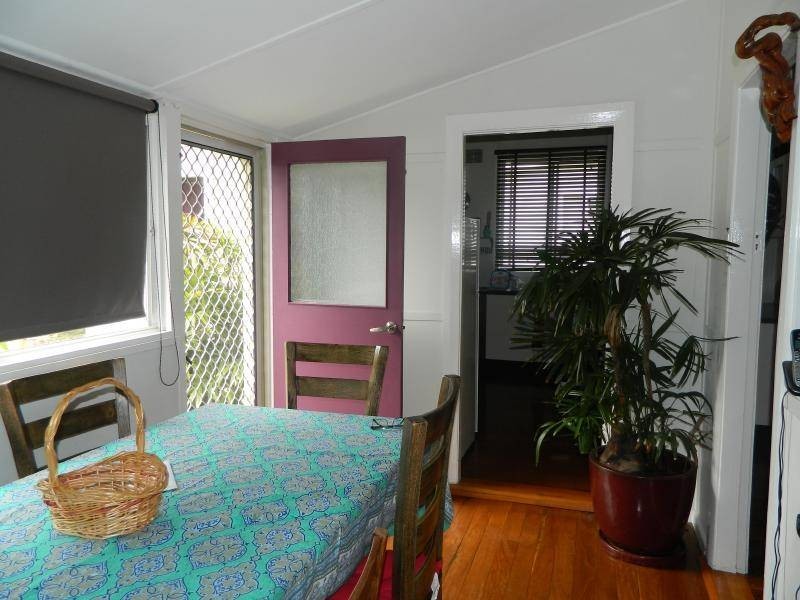 33 Tuncurry Street, Tuncurry NSW 2428