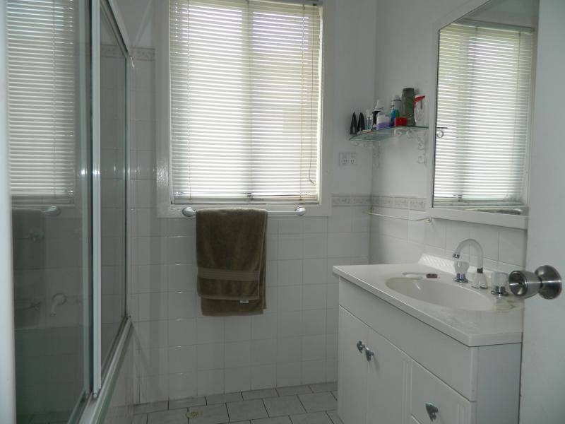 33 Tuncurry Street, Tuncurry NSW 2428