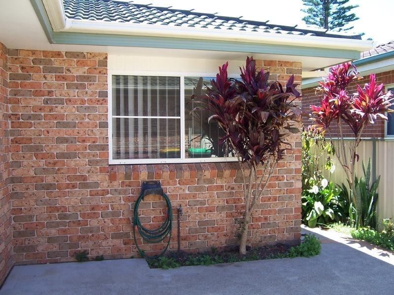 1/120 The Southern Parkway, Forster NSW 2428