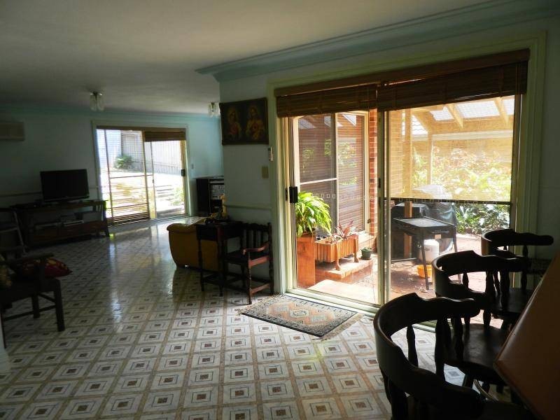 32 Kentia Drive, Forster NSW 2428