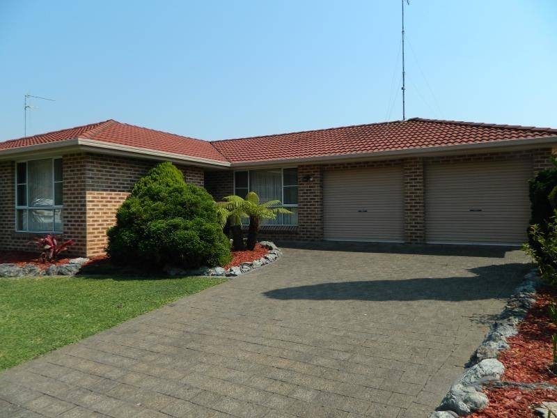 19 Lachlan Avenue, Tuncurry NSW 2428