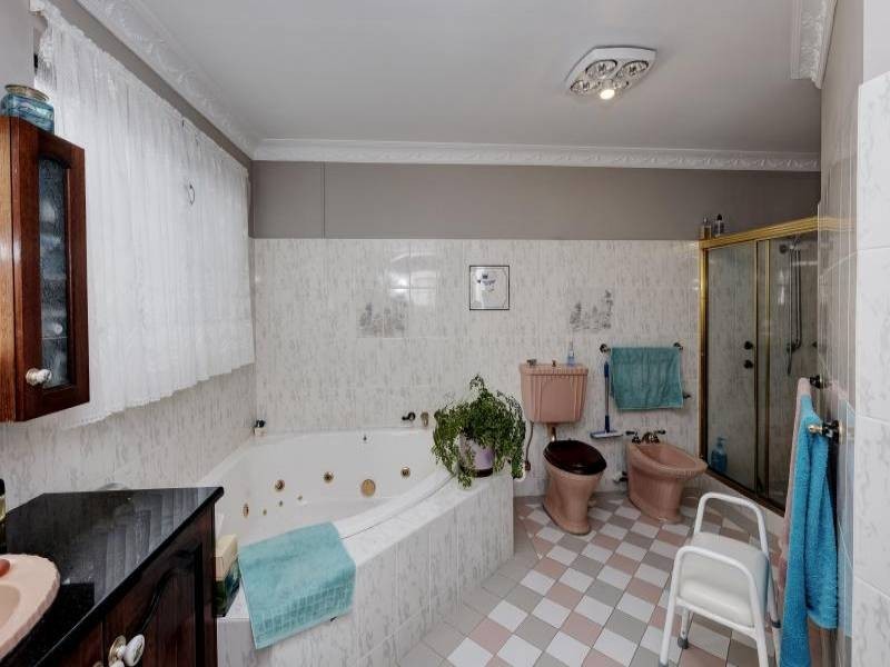 46 Churchill Road, Forster NSW 2428