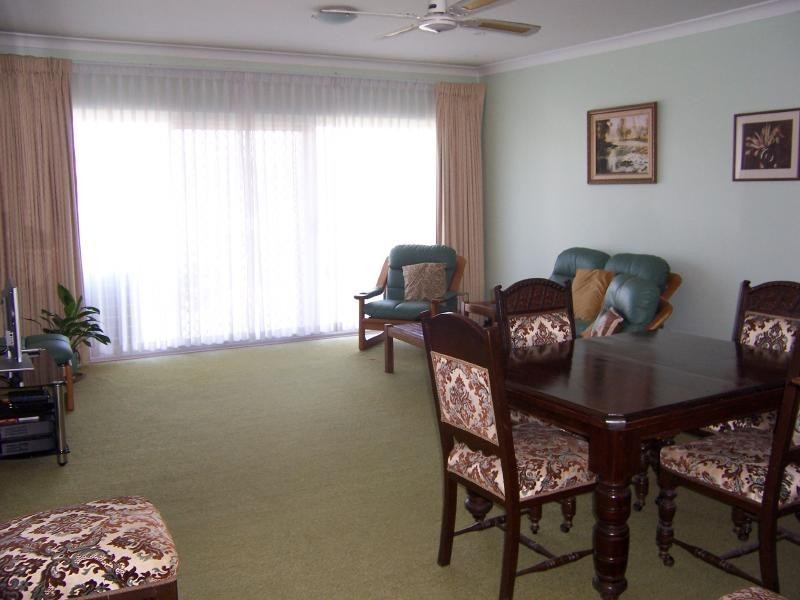 2/3 Strand St, Forster NSW 2428