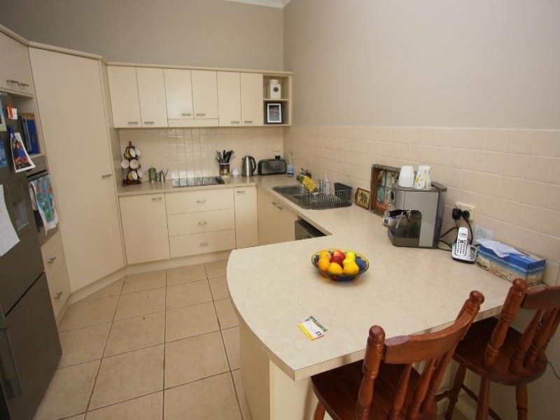 2/9 Tamaringa Ave, Port Macquarie NSW 2444