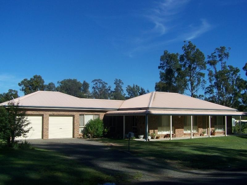 18 Stirling Street, Abernethy NSW 2325