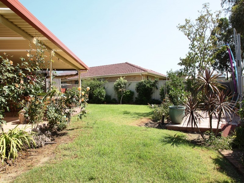 4 Brown Crescent, Kurri Kurri NSW 2327