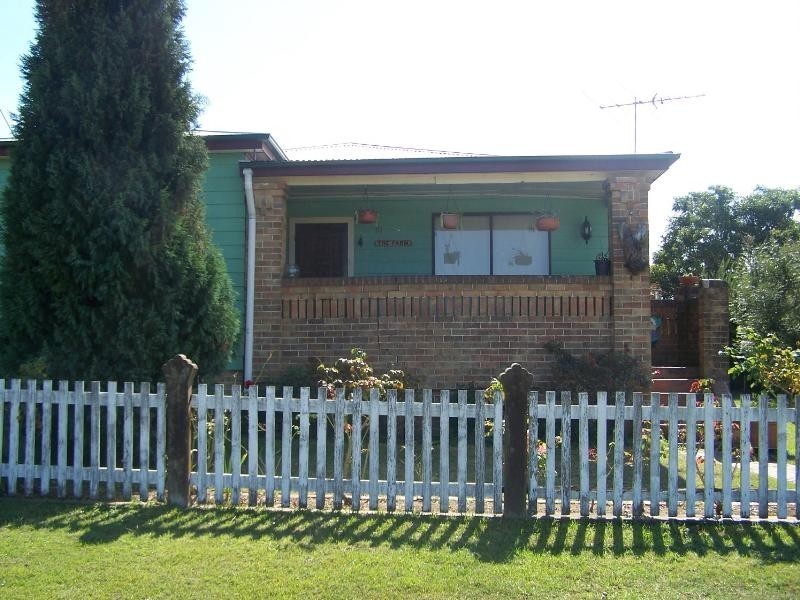 19 Dubbo Street, Abermain NSW 2326