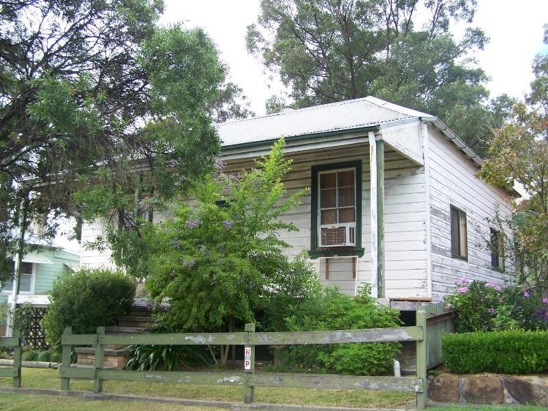 69 Catherine Street, Cessnock NSW 2325