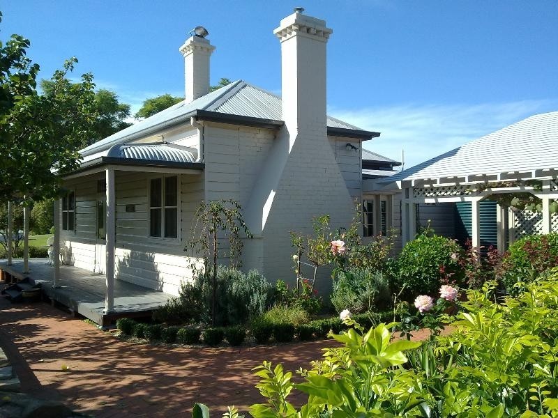 113 Bimbadeen Road, Mount View NSW 2325