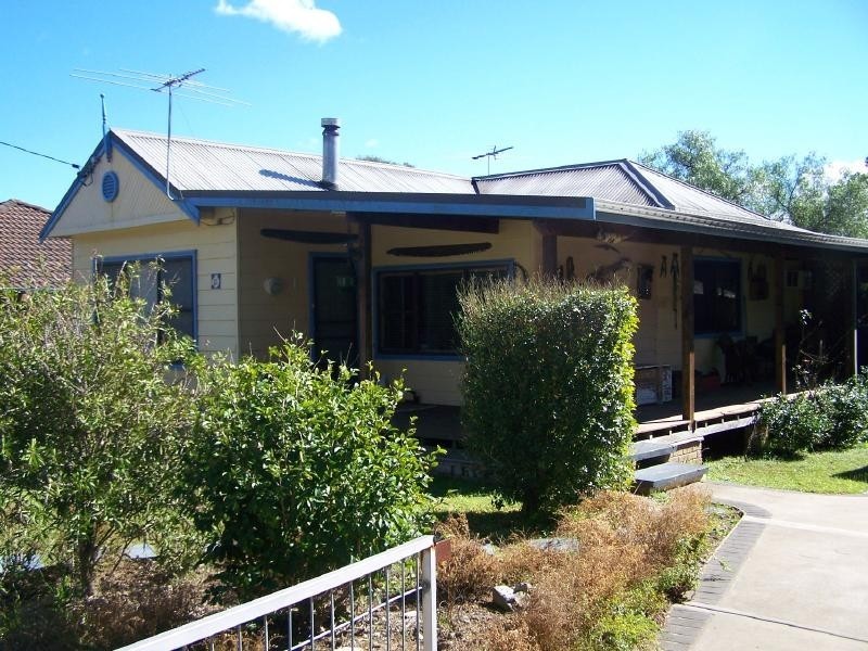 33 Main Road, Paxton NSW 2325