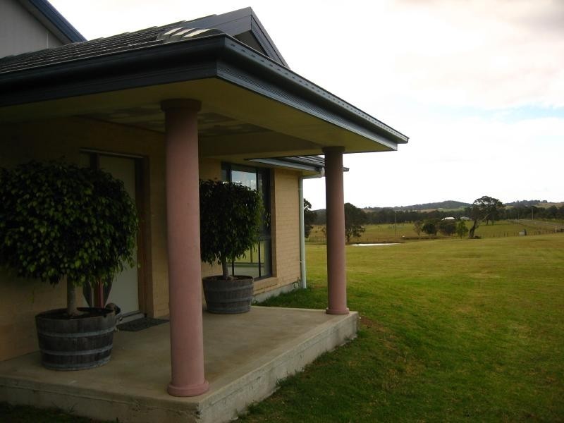 284 Heaton Road, Quorrobolong NSW 2325