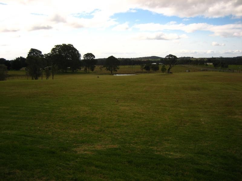 284 Heaton Road, Quorrobolong NSW 2325