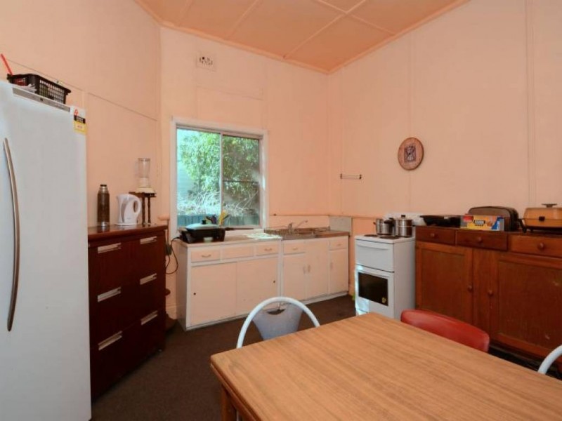 6 Hickey Street, Cessnock NSW 2325