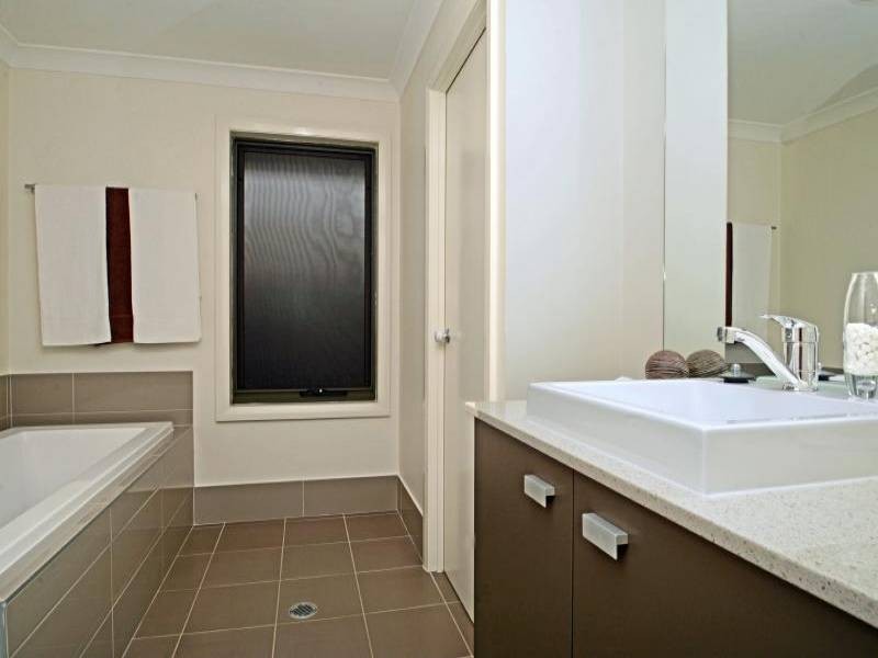 79 Niven Parade, Rutherford NSW 2320