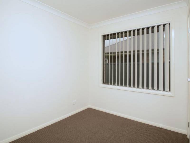 79 Niven Parade, Rutherford NSW 2320