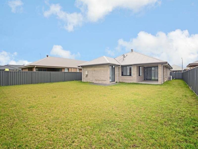 79 Niven Parade, Rutherford NSW 2320