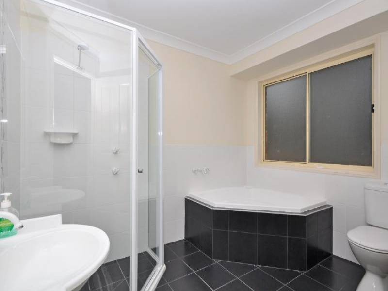 320 Lovedale Road, Lovedale NSW 2325