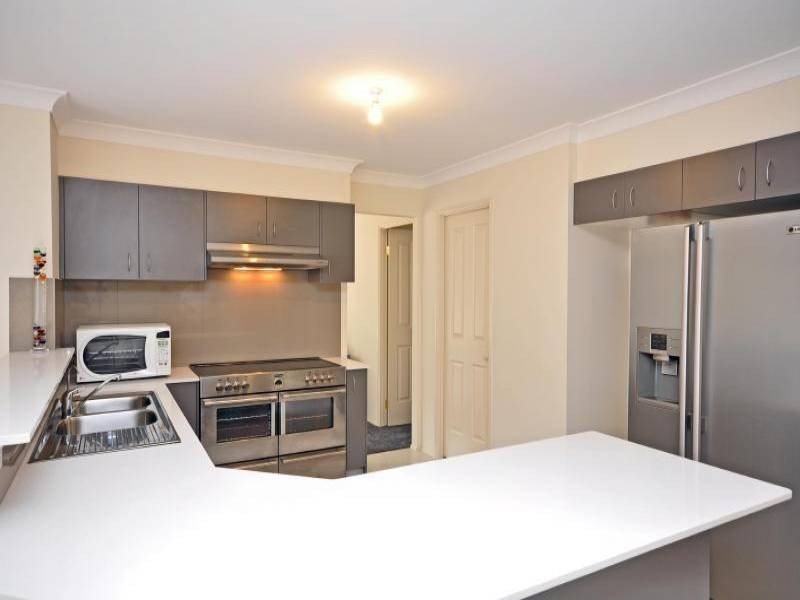 320 Lovedale Road, Lovedale NSW 2325