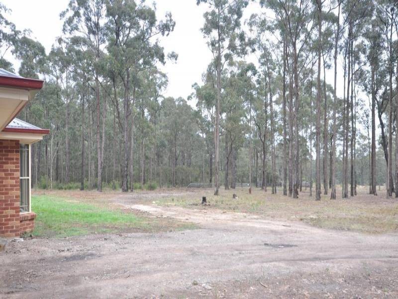 320 Lovedale Road, Lovedale NSW 2325